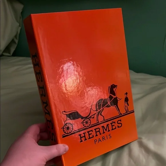 Hermes Decorative Faux table storage Book - Picture 8 of 9